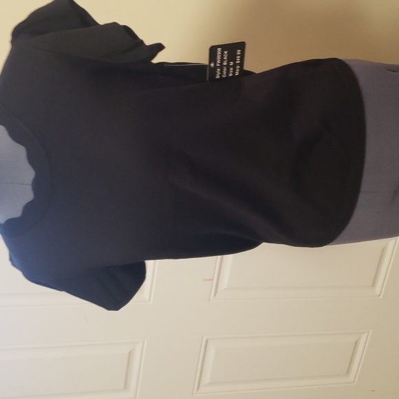 Black Blouse! - Picture 5 of 6